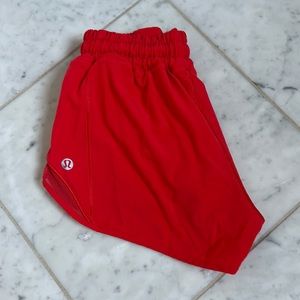 Lululemon 2.5 inseam low rise carnation red hotty hot shorts ~ SIZE 0